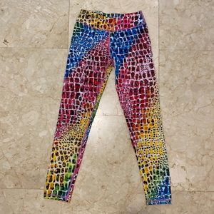 Animal print rainbow tween legging